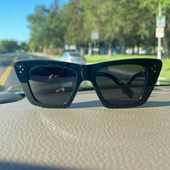 Celine cat eye sunglasses - Picture 2 of 2